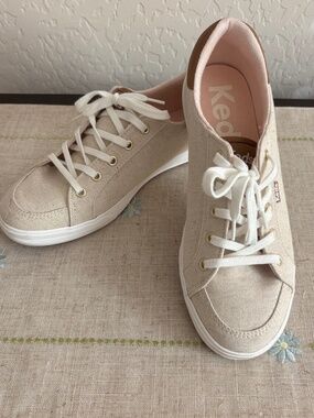 Keds Canvas Shoe/Sneaker